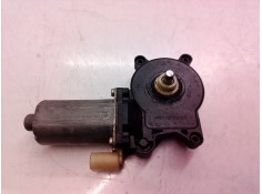 Recambio de motor elevalunas delantero derecho para bmw serie 3 berlina (e46) 320d edition advance referencia OEM IAM 0130821717 2