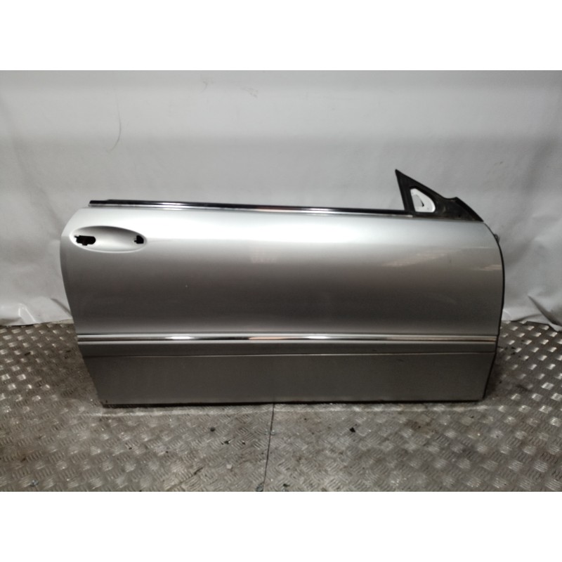 Recambio de puerta delantera derecha para mercedes-benz clase clk (w209) coupe 320 cdi (209.320) referencia OEM IAM   