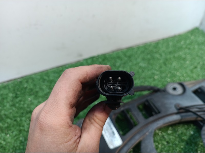 Recambio de electroventilador para bmw serie 7 (e38) 730il referencia OEM IAM 8369070 8369070 052006001