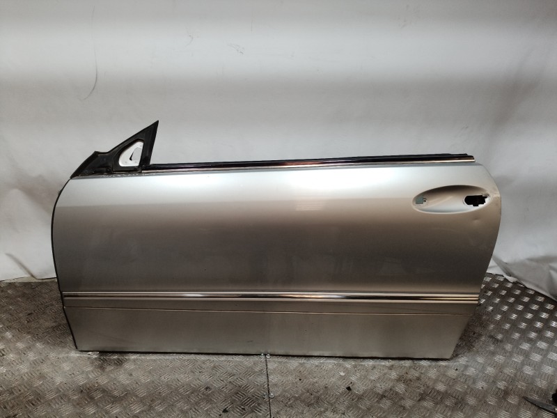 Recambio de puerta delantera izquierda para mercedes-benz clase clk (w209) coupe 320 cdi (209.320) referencia OEM IAM   