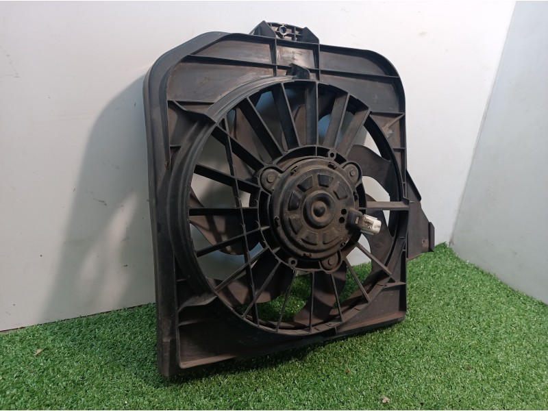 Recambio de electroventilador para chrysler grand voyager limited referencia OEM IAM 2326503804 2326503804 2326503804