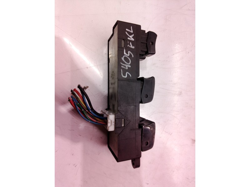 Recambio de mando elevalunas delantero izquierdo para nissan almera (n16/e) acenta referencia OEM IAM 25401BU861  