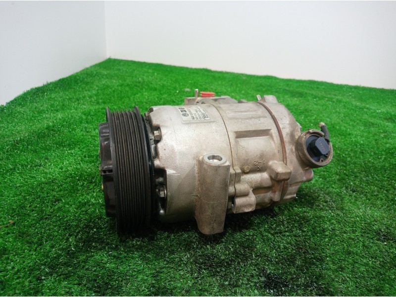 Recambio de compresor aire acondicionado para seat ibiza (6l1) 1.4 16v referencia OEM IAM 6Q0820803D 6Q0820803D 6Q0820803D