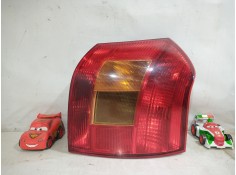 Recambio de piloto trasero derecho para toyota corolla (e12) 2.0 d-4d linea sol berlina referencia OEM IAM   