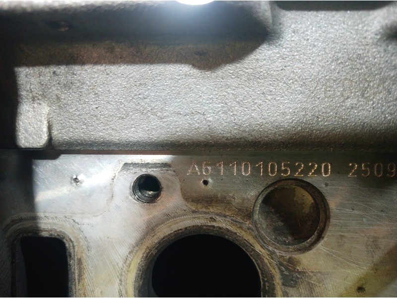 Recambio de culata para mercedes-benz clase c (w202) berlina 180 (202.018) referencia OEM IAM A6110105220 A6110105220 A611010522