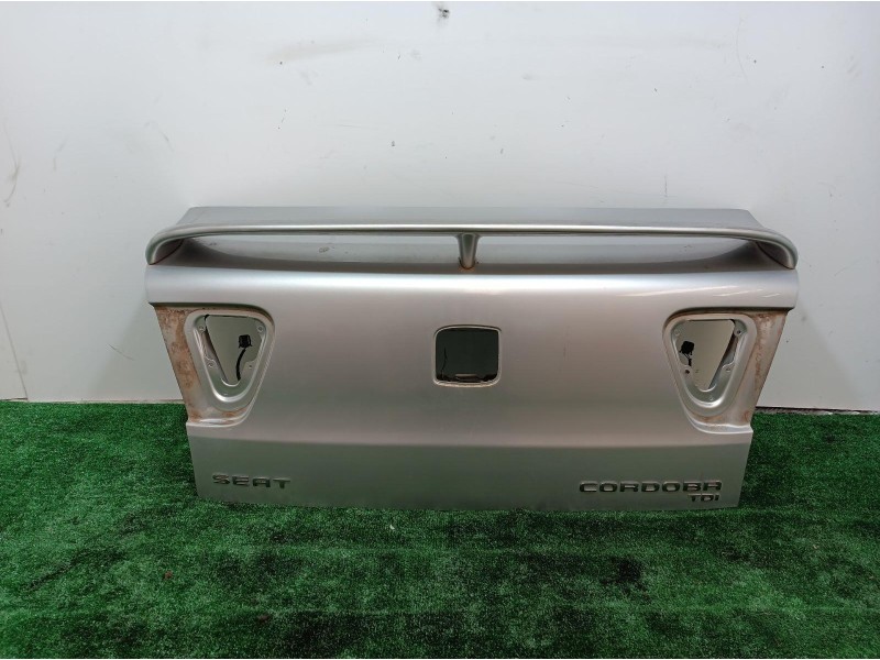 Recambio de tapa maletero para seat cordoba berlina (6k2) stella referencia OEM IAM   
