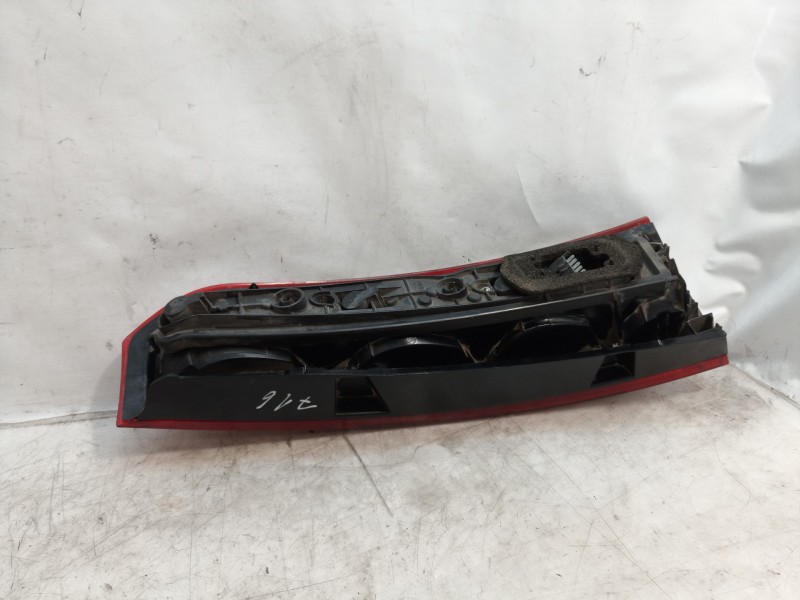 Recambio de piloto trasero izquierdo para opel meriva referencia OEM IAM   