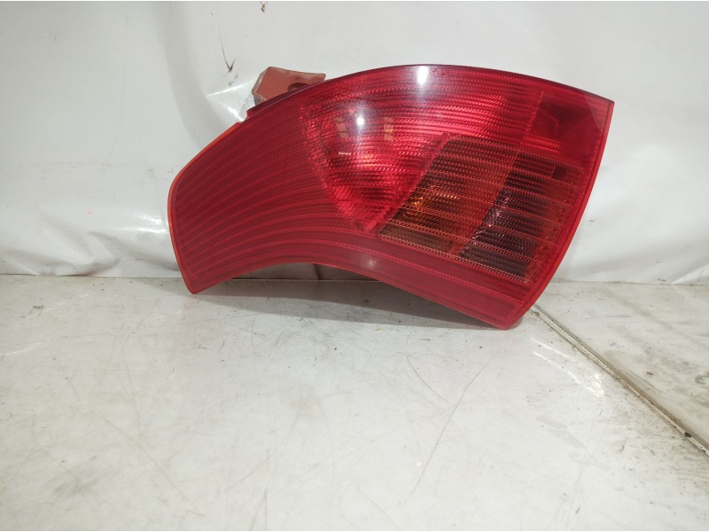 Recambio de piloto trasero izquierdo para suzuki swift berlina (mz) 1.3 ddis diesel cat referencia OEM IAM P4476L P4476L P4476L