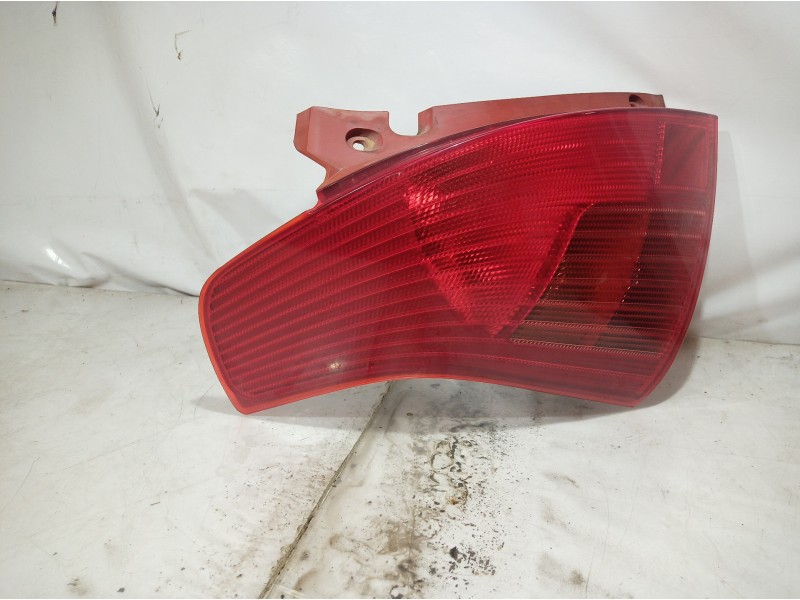 Recambio de piloto trasero izquierdo para suzuki swift berlina (mz) 1.3 ddis diesel cat referencia OEM IAM P4476L P4476L P4476L