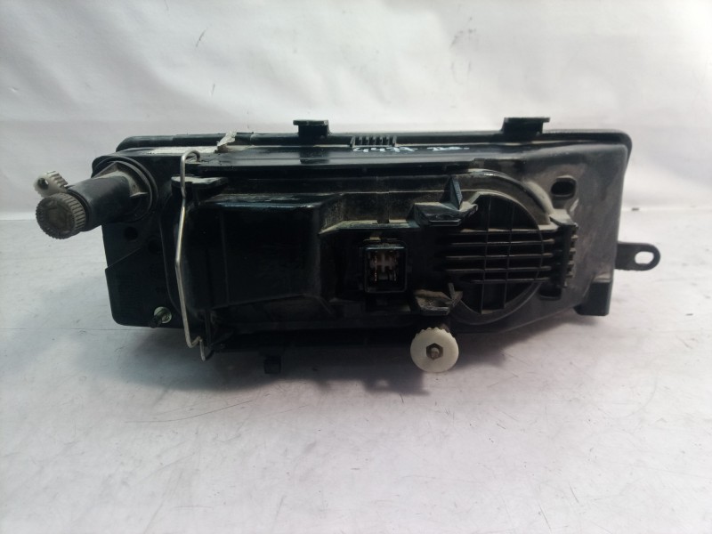 Recambio de faro izquierdo para seat toledo (1l) base referencia OEM IAM 1L0941019B  
