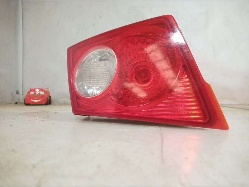 Recambio de piloto trasero maletero izquierdo para chevrolet lacetti referencia OEM IAM   