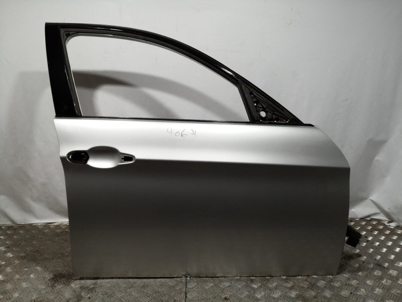 Recambio de puerta delantera derecha para bmw serie 3 touring (e91) 318d referencia OEM IAM   