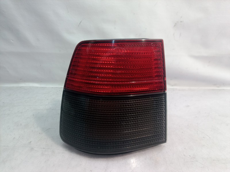 Recambio de piloto trasero izquierdo para seat toledo (1l) base referencia OEM IAM 1L0945111F  