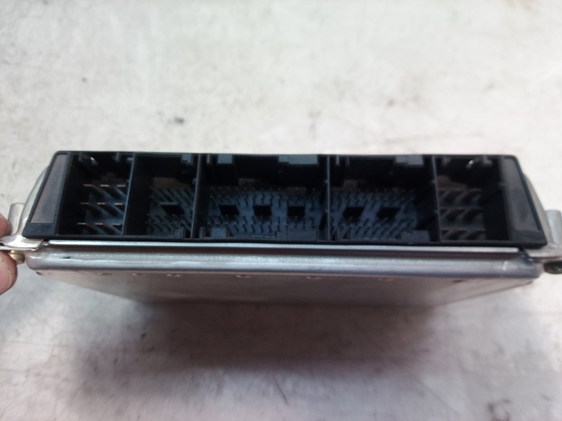 Recambio de centralita motor uce para bmw serie 3 berlina (e46) 320d referencia OEM IAM 0281010205 0281010205 7786887