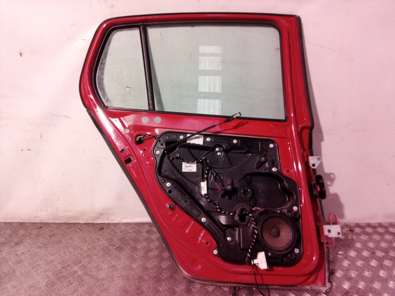 Recambio de puerta trasera izquierda para volkswagen golf vi (5k1) rabbit referencia OEM IAM   