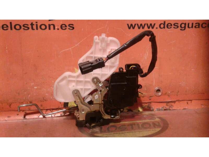 Recambio de cerradura puerta delantera izquierda para kia carnival ii referencia OEM IAM    Recambio de cerradura puerta delantera izquierda para kia carnival ii referencia OEM IAM