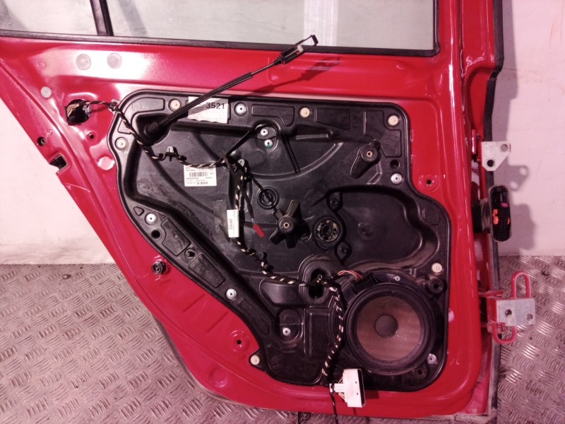 Recambio de puerta trasera izquierda para volkswagen golf vi (5k1) rabbit referencia OEM IAM   