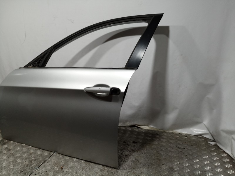 Recambio de puerta delantera izquierda para bmw serie 3 touring (e91) 318d referencia OEM IAM   