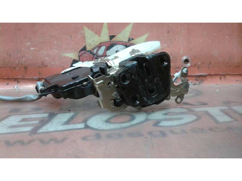 Recambio de cerradura puerta delantera derecha para kia carnival ii referencia OEM IAM    Recambio de cerradura puerta delantera derecha para kia carnival ii referencia OEM IAM