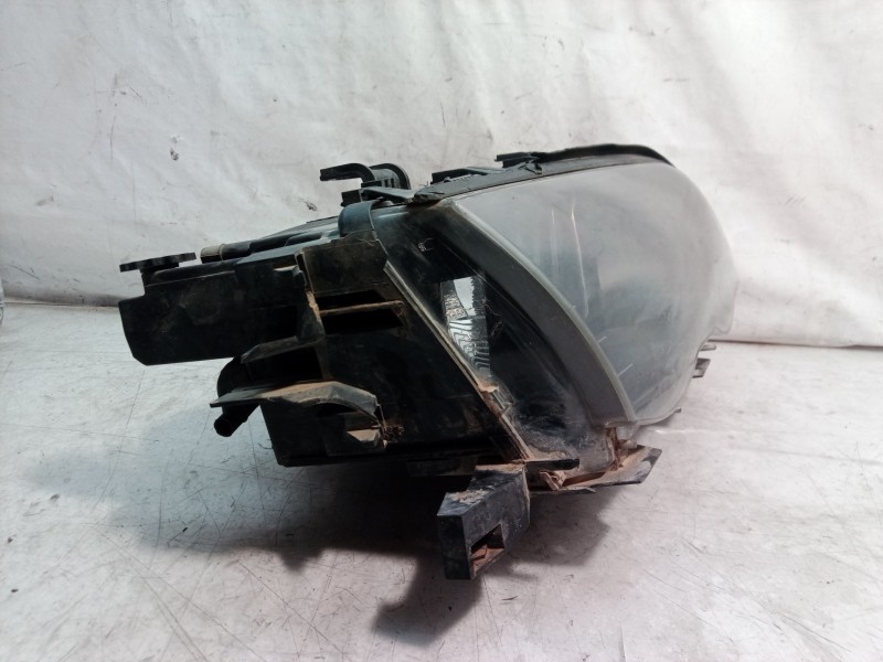 Recambio de faro derecho para bmw serie 3 berlina (e46) 320d referencia OEM IAM 58201R 58201R 58201