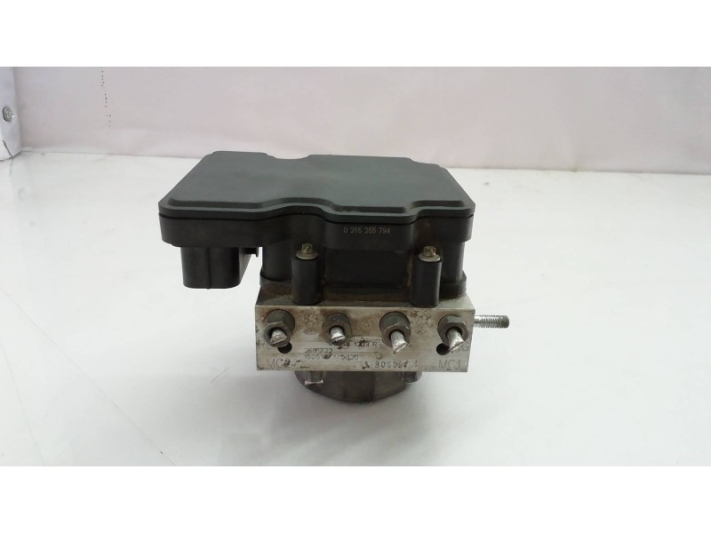 Recambio de abs para renault captur helly hansen referencia OEM IAM 476601203R 476601203 269722