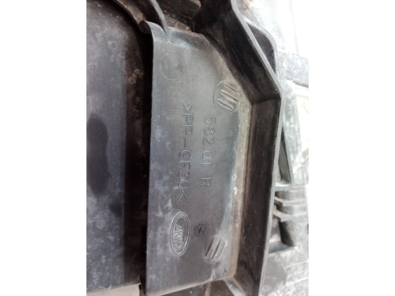 Recambio de faro derecho para bmw serie 3 berlina (e46) 320d referencia OEM IAM 58201R 58201R 58201