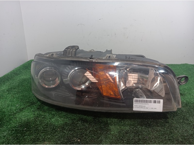 Recambio de faro derecho para fiat punto berlina (188) referencia OEM IAM 67752849 67752849 67752849 Recambio de faro derecho para fiat punto berlina (188) referencia OEM IAM 67752849 67752849 67752849