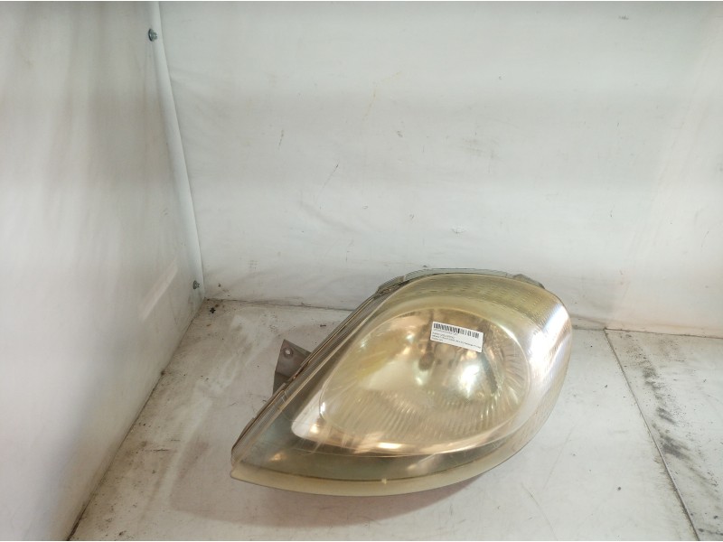 Recambio de faro izquierdo para renault trafic combi (ab 4.01) passenger privilege referencia OEM IAM 91165719 91165719 91165719