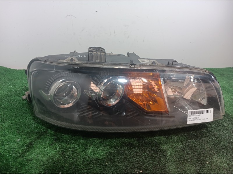 Recambio de faro derecho para fiat punto berlina (188) referencia OEM IAM 67752849 67752849 67752849 Recambio de faro derecho para fiat punto berlina (188) referencia OEM IAM 67752849 67752849 67752849