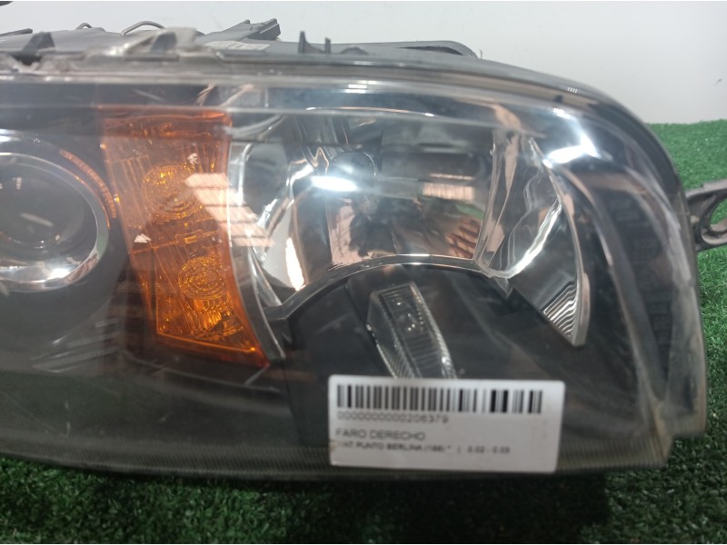 Recambio de faro derecho para fiat punto berlina (188) referencia OEM IAM 67752849 67752849 67752849 Recambio de faro derecho para fiat punto berlina (188) referencia OEM IAM 67752849 67752849 67752849