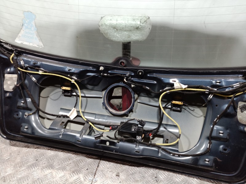 Recambio de porton trasero para volkswagen golf v berlina (1k1) trendline referencia OEM IAM   