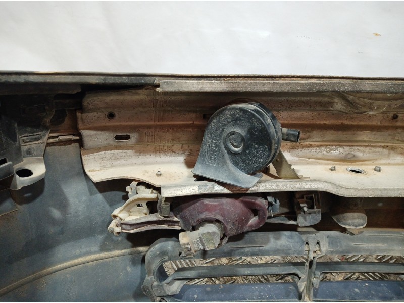 Recambio de paragolpes delantero para bmw serie 3 berlina (e46) 320d referencia OEM IAM 51118195283 51118195283 51118195283