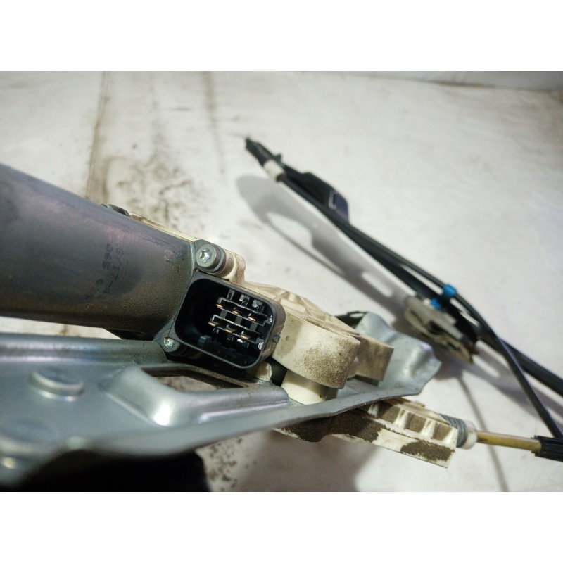 Recambio de elevalunas delantero izquierdo para mercedes-benz clase c (w203) berlina 220 cdi (la) (203.008) referencia OEM IAM A