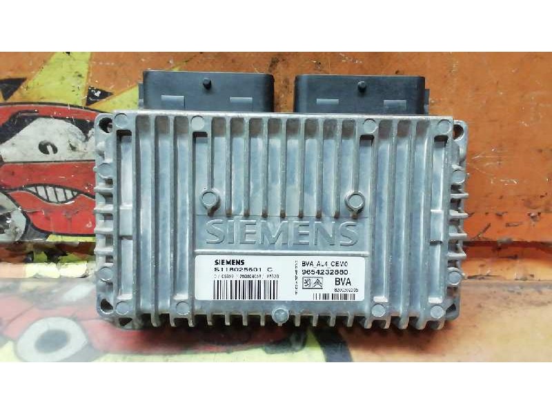 Recambio de centralita motor uce para citroën c4 berlina exclusive referencia OEM IAM 9654232880 S118025601C 8200302005