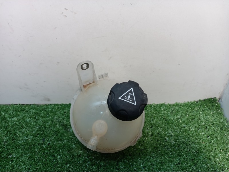 Recambio de deposito expansion para peugeot 108 active referencia OEM IAM   