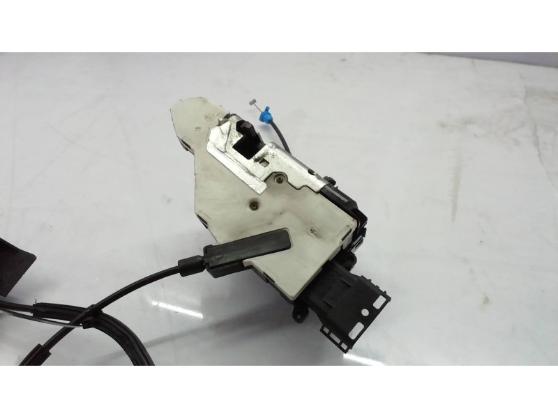 Recambio de cerradura puerta delantera derecha para citroën c4 picasso exclusive referencia OEM IAM   