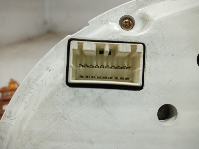 Recambio de cuadro instrumentos para ssangyong rexton referencia OEM IAM 8022008201 8022008201 8022008201