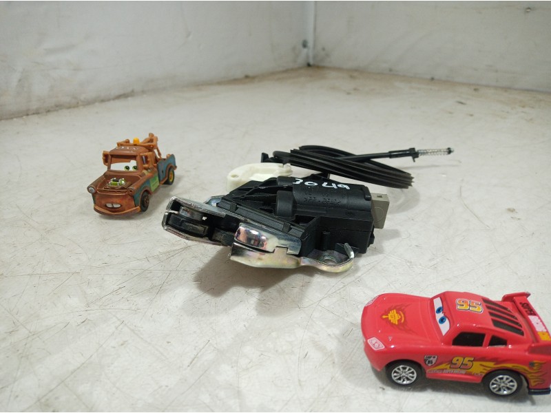 Recambio de cerradura maletero / porton para volkswagen passat berlina (3c2) edition referencia OEM IAM 4F5827505 4F5827505 4F58