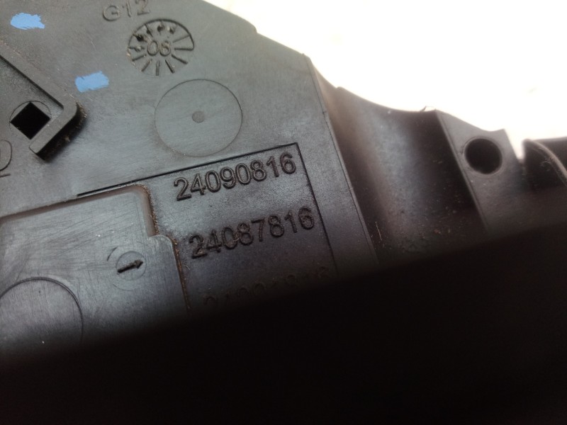 Recambio de cerradura puerta trasera izquierda para citroën c4 picasso exclusive referencia OEM IAM 24090816 24090816 24090816