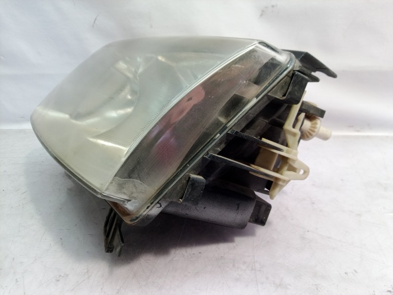 Recambio de faro izquierdo para volkswagen polo berlina (6n2) referencia OEM IAM 6N1941015AD 6N1941015AD 6N1941015AD Recambio de faro izquierdo para volkswagen polo berlina (6n2) referencia OEM IAM 6N1941015AD 6N1941015AD 6N1941015AD