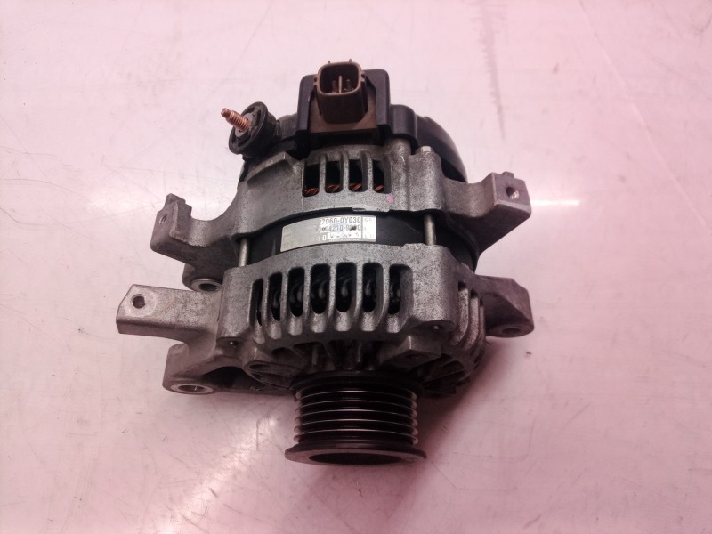 Recambio de alternador para toyota yaris active referencia OEM IAM 270600Y030 270600Y030 270600Y030