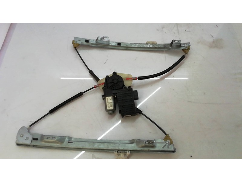 Recambio de elevalunas delantero izquierdo para citroën c4 picasso exclusive referencia OEM IAM 9682495880 9682495880 9682495880