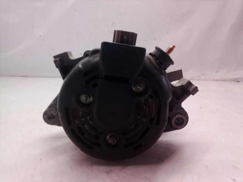 Recambio de alternador para toyota yaris active referencia OEM IAM 270600Y030 270600Y030 270600Y030