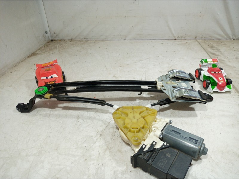 Recambio de elevalunas trasero derecho para seat leon (1p1) reference referencia OEM IAM 983600330 983600330 983600330