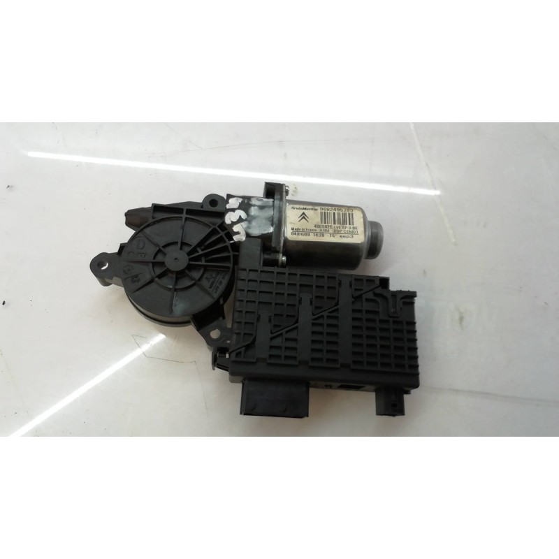 Recambio de motor elevalunas delantero derecho para citroën c4 picasso exclusive referencia OEM IAM 9682495780 9682495780 968249