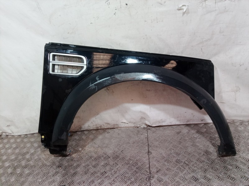 Recambio de aleta delantera derecha para land rover discovery v6 td hse referencia OEM IAM   