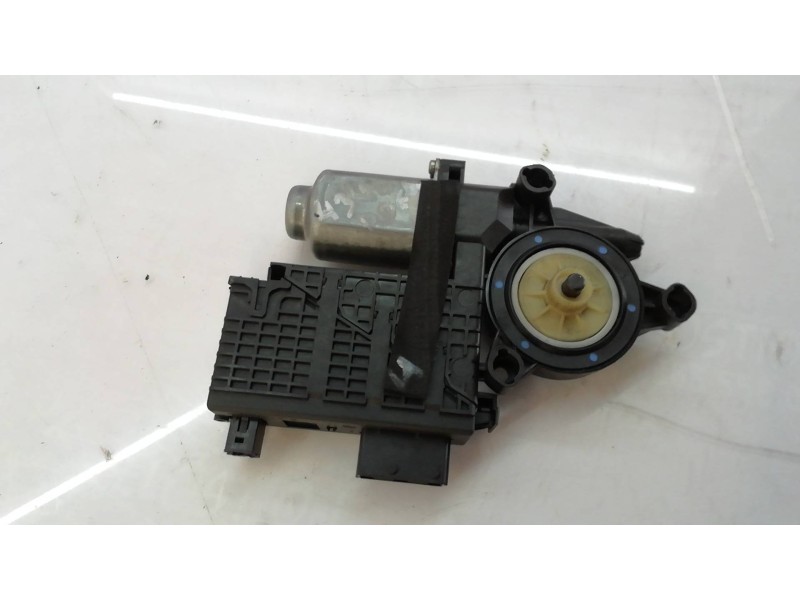 Recambio de motor elevalunas delantero derecho para citroën c4 picasso exclusive referencia OEM IAM 9682495780 9682495780 968249