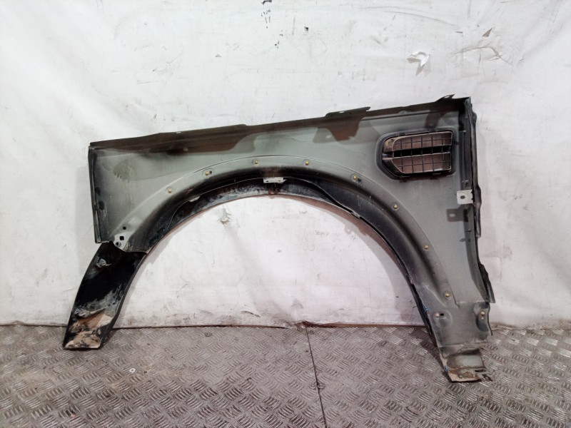 Recambio de aleta delantera derecha para land rover discovery v6 td hse referencia OEM IAM   