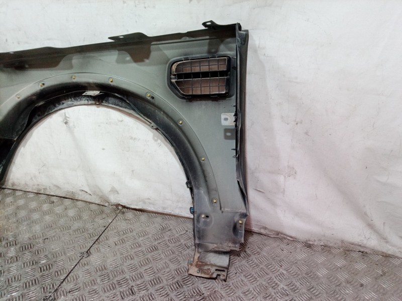 Recambio de aleta delantera derecha para land rover discovery v6 td hse referencia OEM IAM   