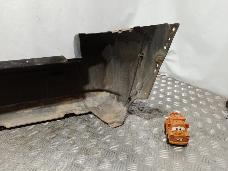 Recambio de paragolpes trasero para jeep cherokee (kj) 2.5 crd básico referencia OEM IAM   